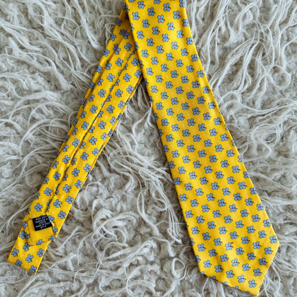 CHANEL Yellow and Blue Logo Men's Tie
